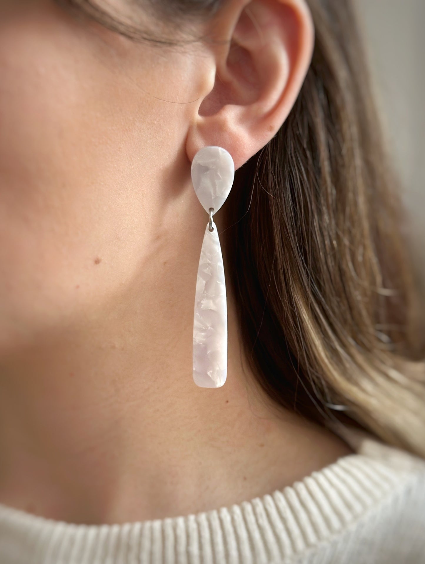 Elegant Pearlescent Dangles