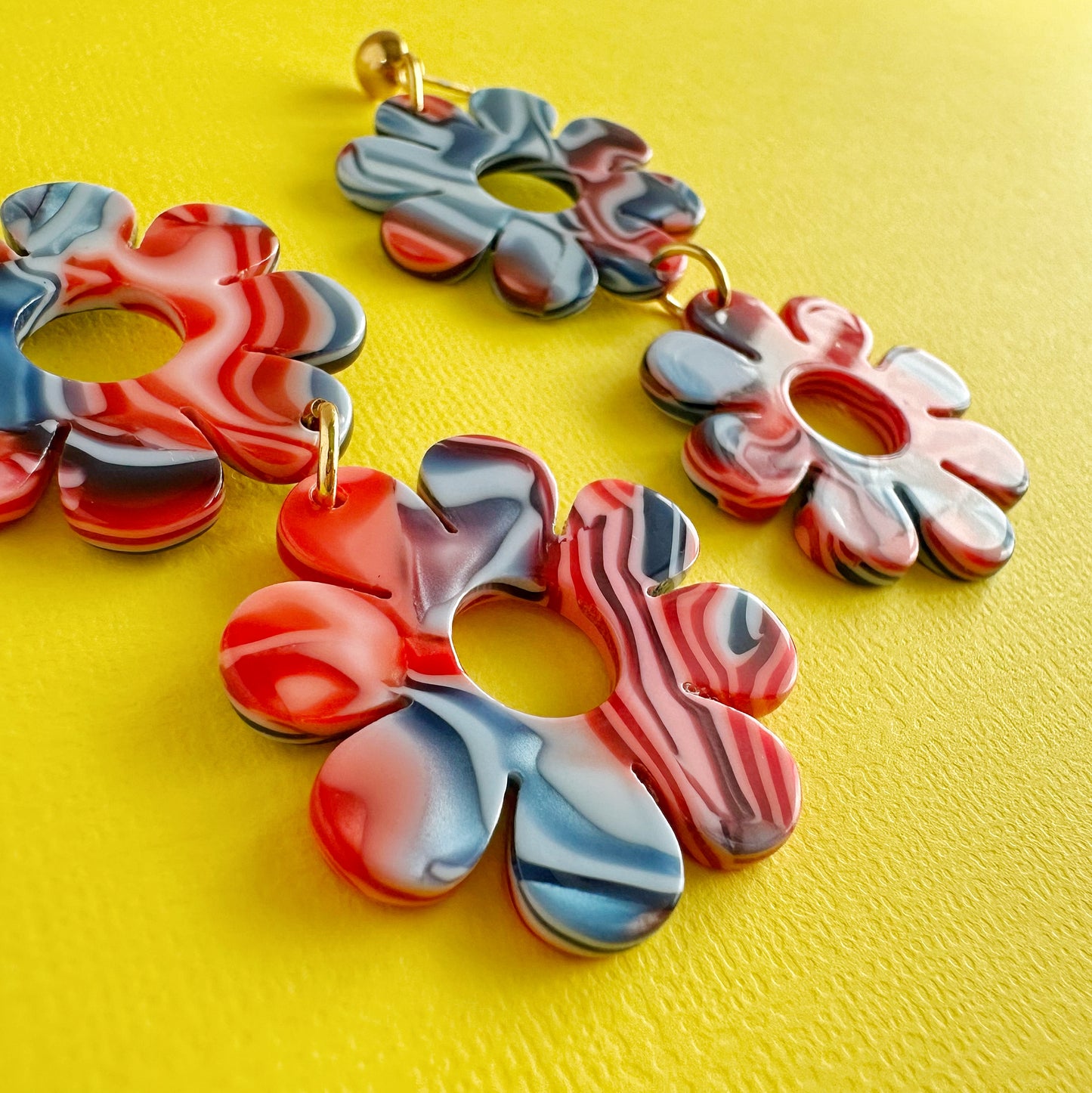 Retro Blue & Red Flower Dangles