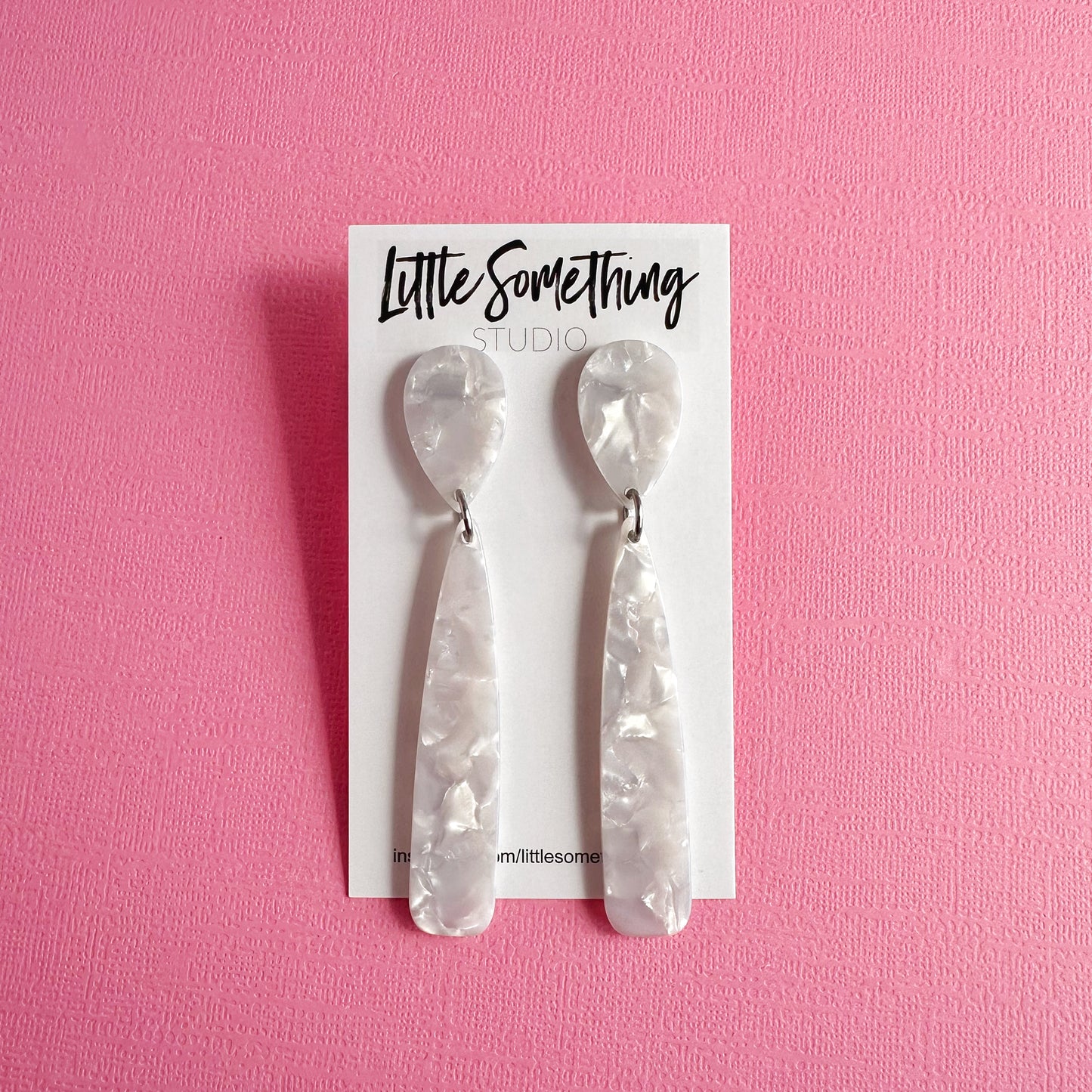 Elegant Pearlescent Dangles