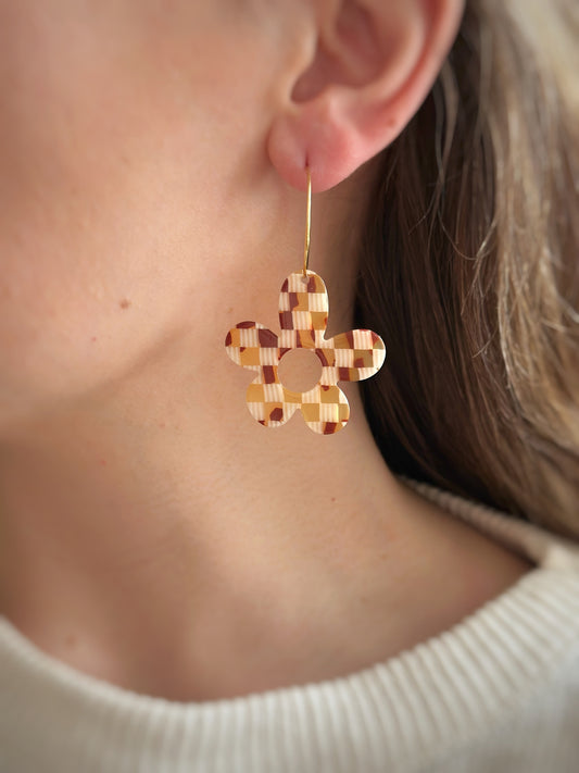 Retro 70’s Gingham Flowers on Hoops