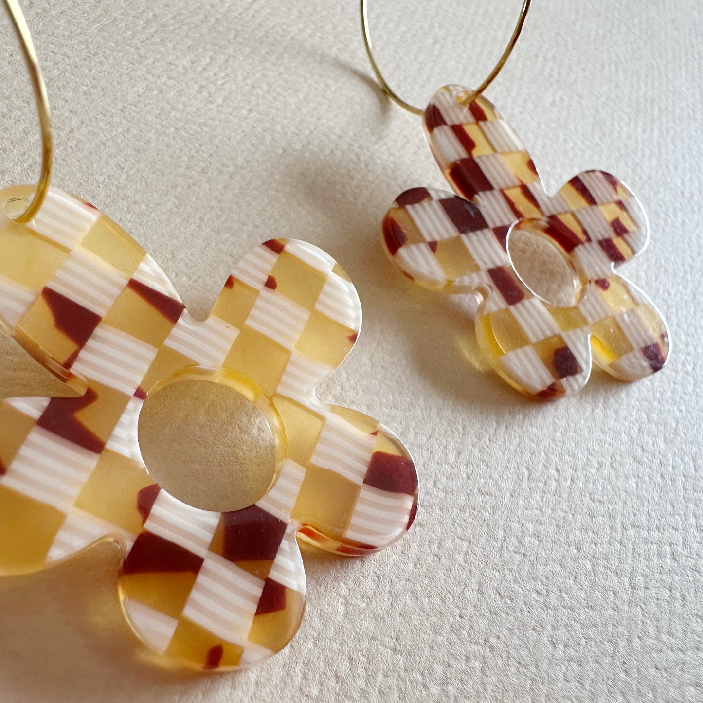 Checkerboard Abstract Flowers on Hoops