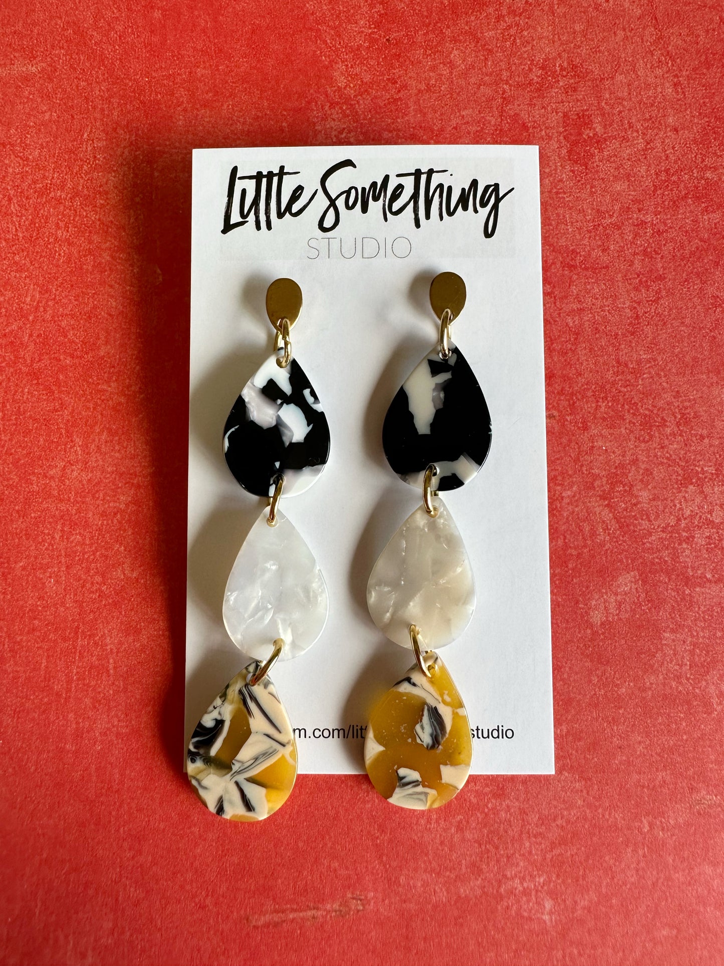 Mini Teardrop Dangles